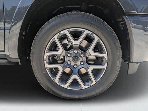 New 2026 RAM 1500 Laramie w/ Laramie Preferred Package AWD/4WD image 9