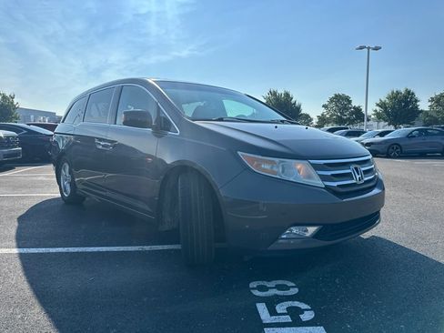 Used 2011 Honda Odyssey Touring image 14
