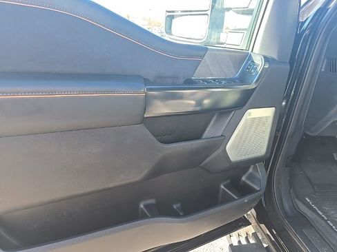 Used 2024 Ford F250 Platinum w/ Tremor Off-Road Package image 9