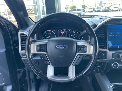 Used 2022 Ford F450 Platinum AWD/4WD image 9