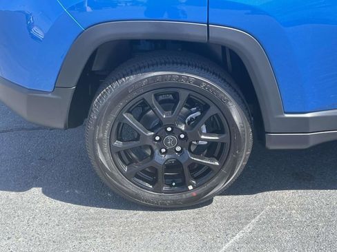 New 2026 Jeep Compass Latitude AWD/4WD image 13