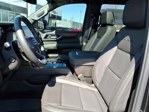 New 2026 GMC Yukon Denali w/ Sun & Power Step Package AWD/4WD image 8
