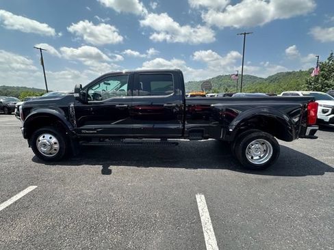 New 2026 Ford F450 XLT RWD image 2