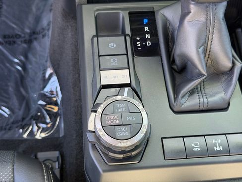 Used 2025 Toyota 4Runner TRD Off-Road Premium image 29