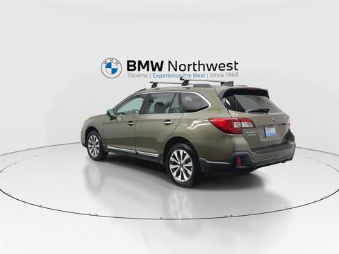 Used 2019 Subaru Outback 3.6R Touring w/ Popular Package #3A image 12