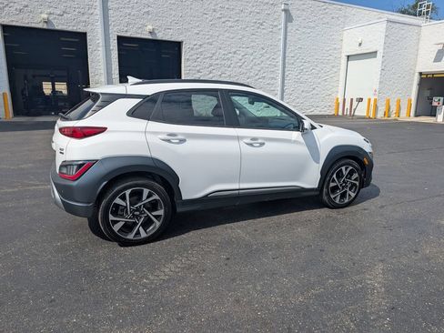 Used 2023 Hyundai Kona Limited AWD/4WD image 8