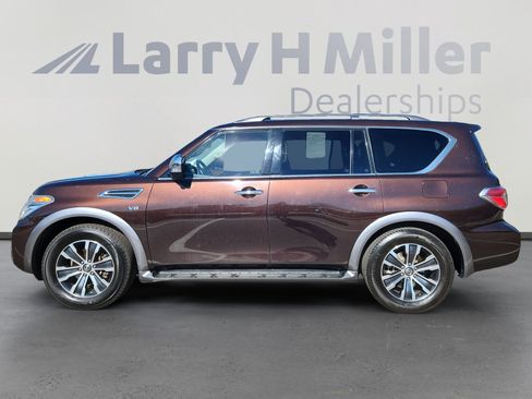 Used 2020 Nissan Armada SL w/ Premium Package image 2