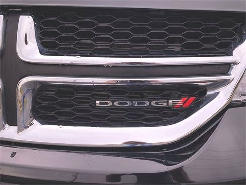 Used 2019 Dodge Journey SE w/ Connectivity Group image 30