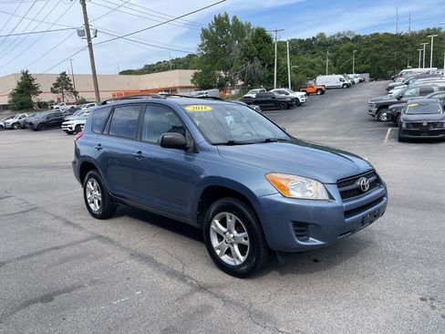 Used 2011 Toyota RAV4 4WD w/ Upgrade Value Pkg image 6