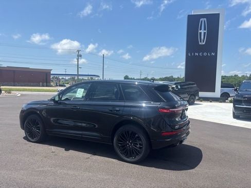 New 2025 Lincoln Corsair Premiere w/ Equipment Group 101A image 2