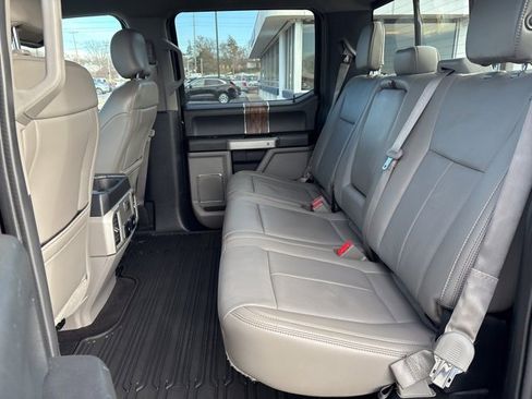 Used 2019 Ford F150 Lariat image 16