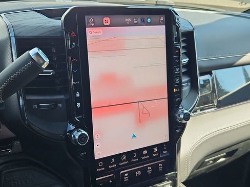 New 2026 RAM 2500 Limited AWD/4WD image 23