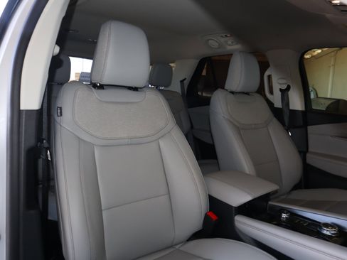 New 2026 Ford Explorer Active w/ Active Comfort Package image 42