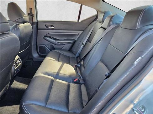 Used 2023 Nissan Altima 2.5 SL image 18