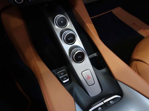 Used 2023 Ferrari Portofino M RWD image 32