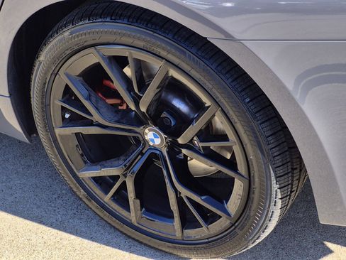 Certified 2022 BMW 530i xDrive w/ M Sport Package image 7