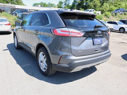 Certified 2022 Ford Edge SEL AWD/4WD image 5