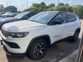 Used 2025 Jeep Compass Limited AWD/4WD video 1