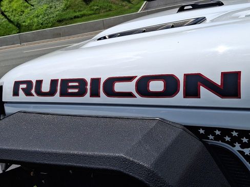 Used 2020 Jeep Gladiator Rubicon w/ Cold Weather Group image 30