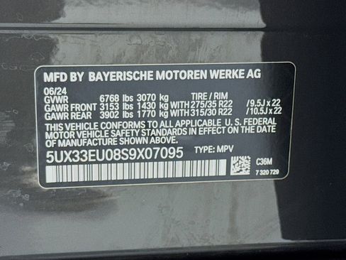 Used 2025 BMW X5 M60i w/ Executive Package image 24