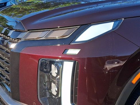 Used 2023 Hyundai Palisade Limited FWD image 9