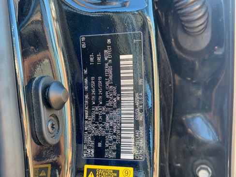 Used 2019 Toyota Highlander Limited Platinum image 31