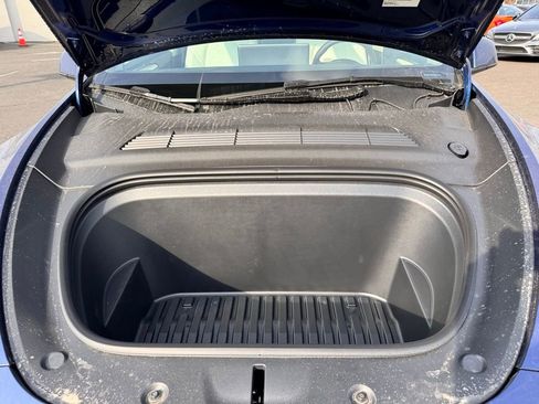 Used 2024 Tesla Model Y Long Range image 10