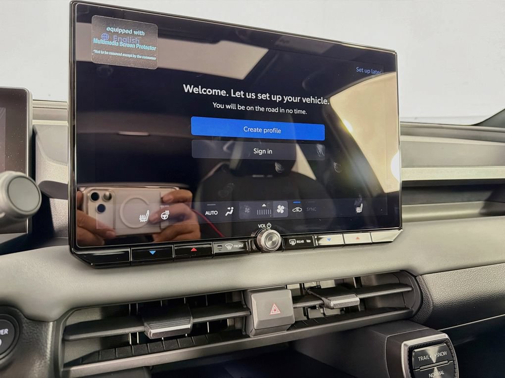 New 2026 Toyota RAV4 XSE AWD/4WD image 18