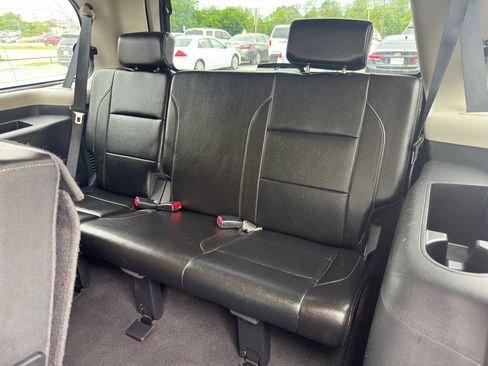 Used 2011 Nissan Armada SL RWD image 9