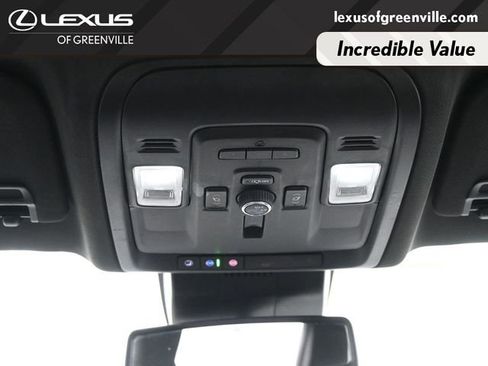 Used 2023 Chevrolet Suburban Premier image 26