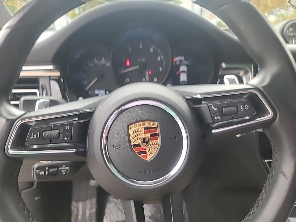 Used 2024 Porsche Macan AWD/4WD image 51