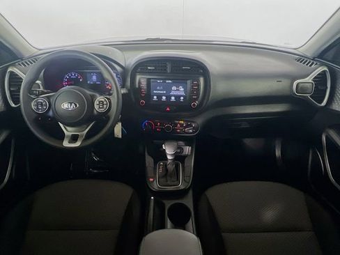 Used 2021 Kia Soul LX FWD image 28