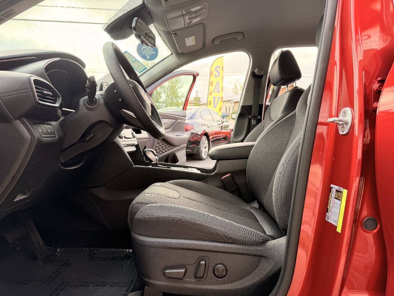 Used 2019 Hyundai Santa Fe SEL FWD image 9