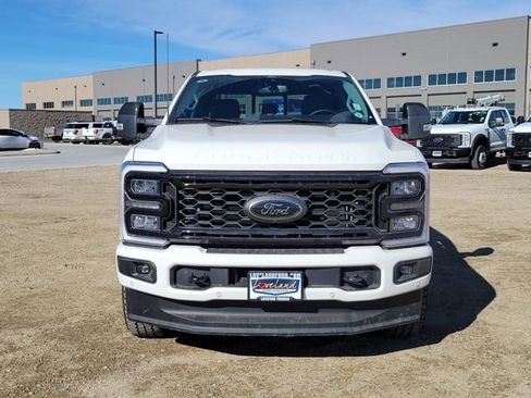 New 2026 Ford F350 Lariat w/ Black Appearance Package image 5