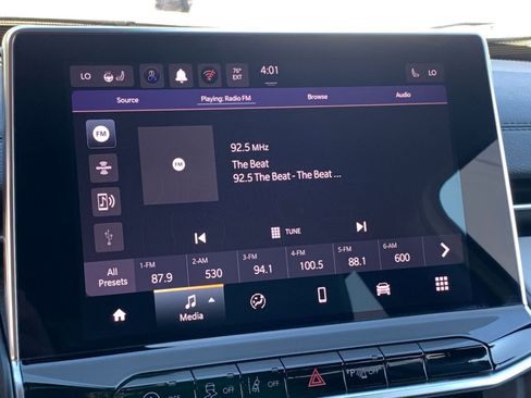 Used 2025 Jeep Compass Limited image 21