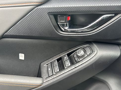 New 2025 Subaru Crosstrek 2.5i Limited w/ Popular Package #4A image 11