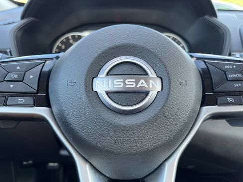 Certified 2024 Nissan Altima 2.5 SR w/ SR Premium Package FWD image 5