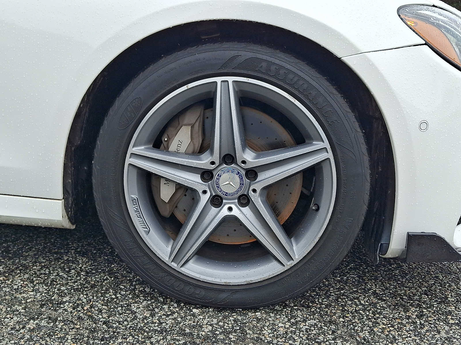 Used 2017 Mercedes-Benz E 300 4MATIC image 8