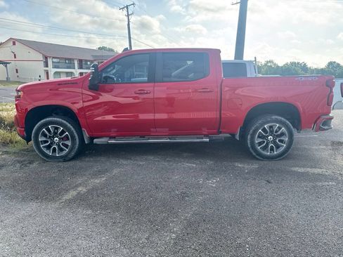 Used 2021 Chevrolet Silverado 1500 RST w/ Convenience Package II AWD/4WD image 2