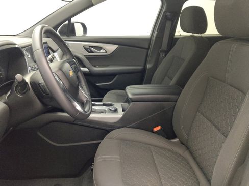 Used 2020 Chevrolet Blazer LT FWD image 17