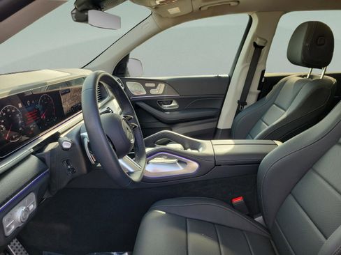Certified 2026 Mercedes-Benz GLS 450 4MATIC image 43