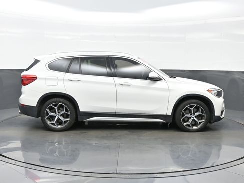 Used 2019 BMW X1 xDrive28i image 7