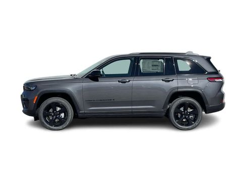 New 2025 Jeep Grand Cherokee Altitude image 4