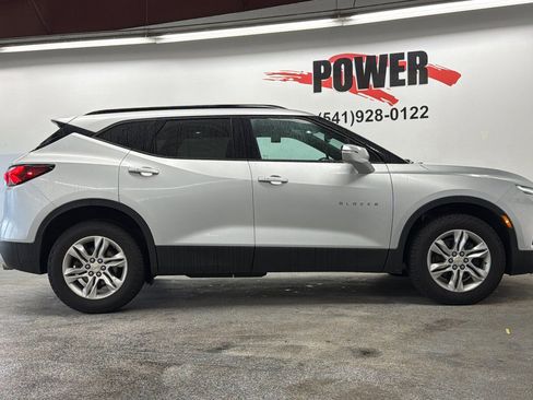 Used 2021 Chevrolet Blazer LT image 2
