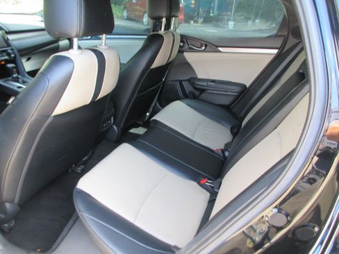 Used 2018 Honda Civic Sport Touring image 17