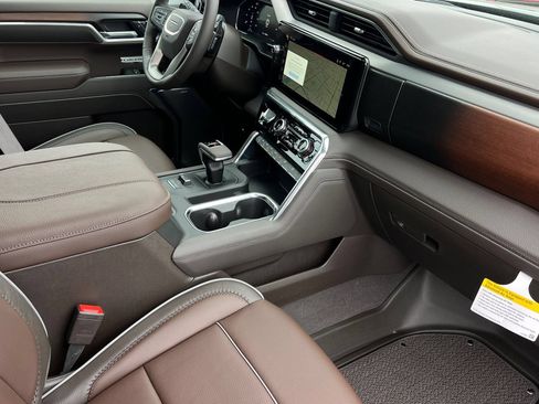 New 2026 GMC Sierra 1500 Denali AWD/4WD image 14