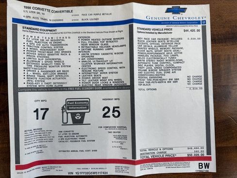 Used 1998 Chevrolet Corvette Convertible w/ Memory Pkg image 35