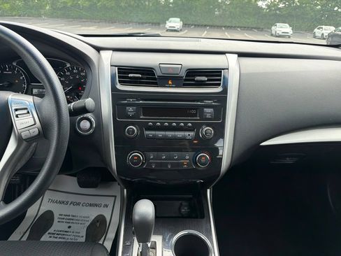 Used 2014 Nissan Altima 2.5 S FWD image 14
