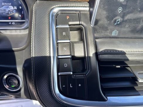 Used 2023 Chevrolet Tahoe Premier w/ Premium Package 2 image 31