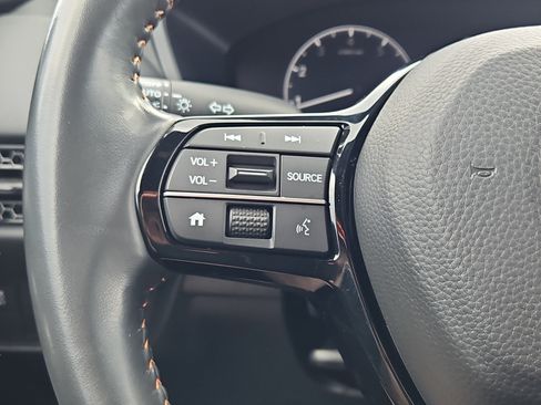Used 2025 Honda HR-V Sport image 14